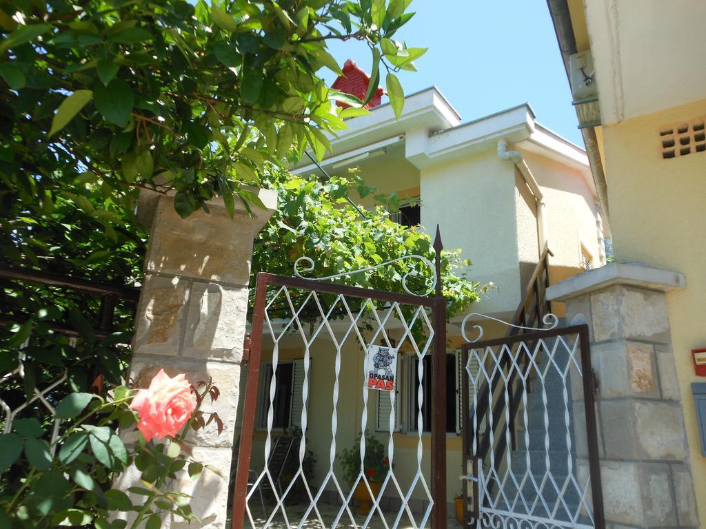 Lorena Rooms Risan Dış mekan fotoğraf