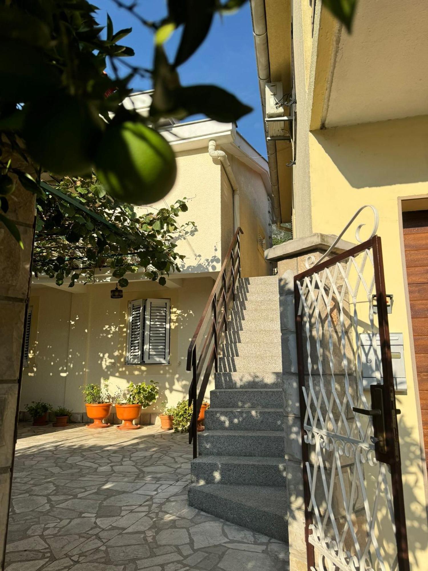 Lorena Rooms Risan Dış mekan fotoğraf