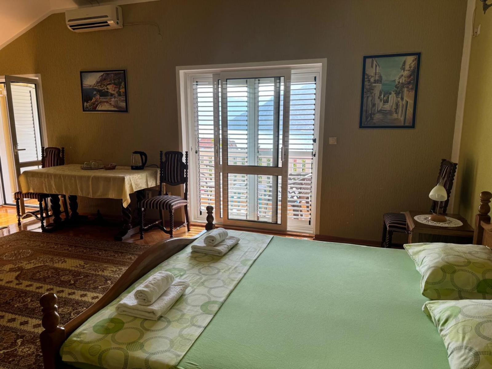 Lorena Rooms Risan Dış mekan fotoğraf