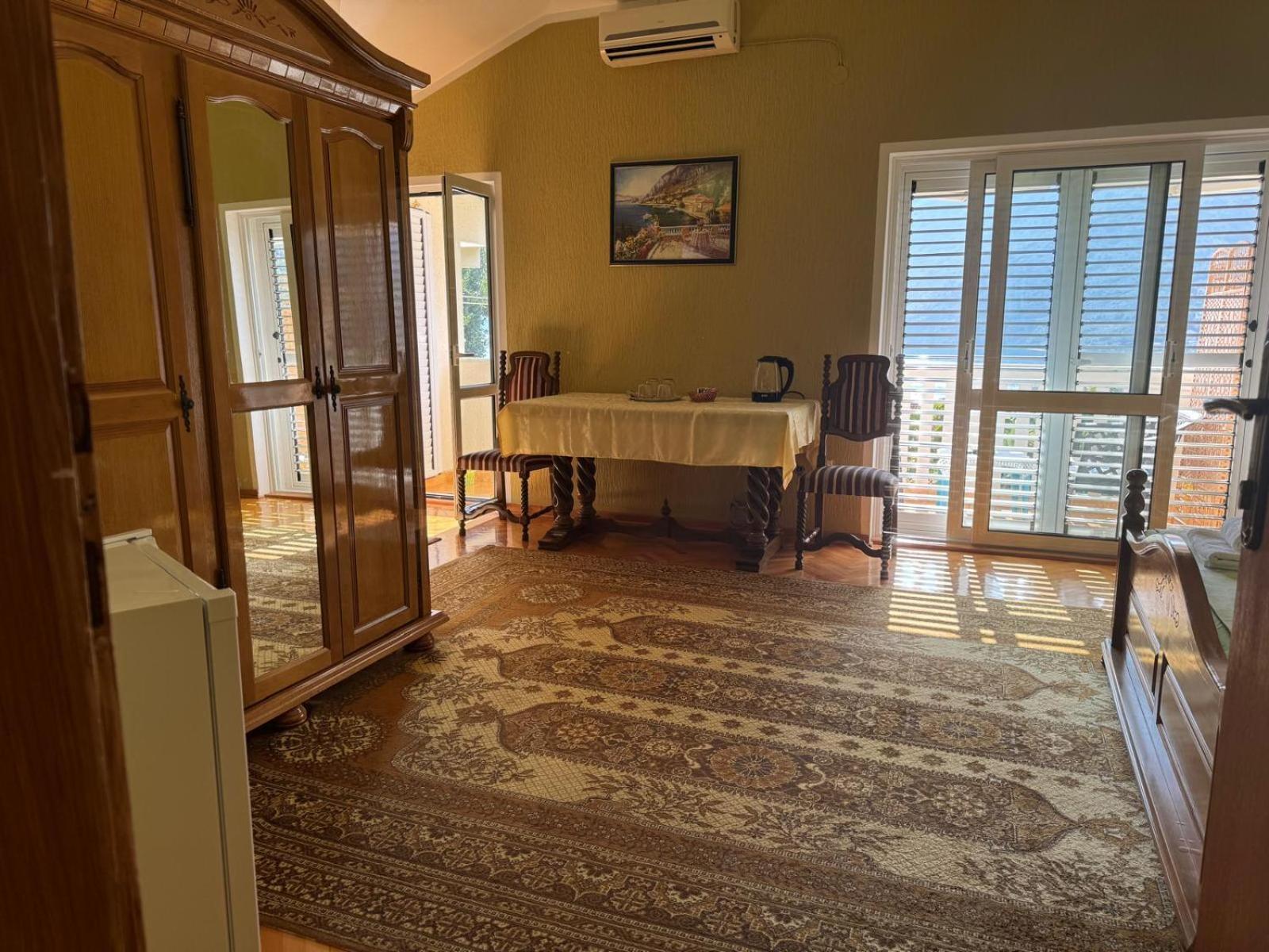 Lorena Rooms Risan Dış mekan fotoğraf