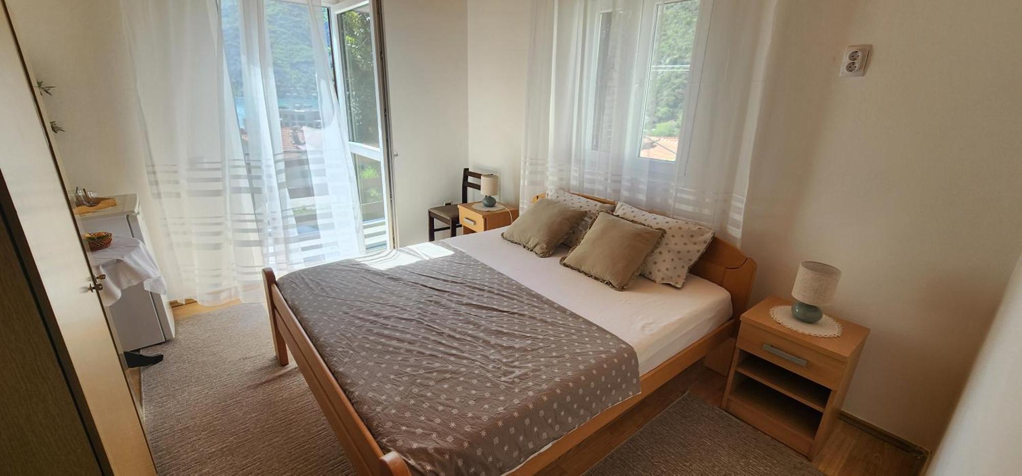 Lorena Rooms Risan Dış mekan fotoğraf