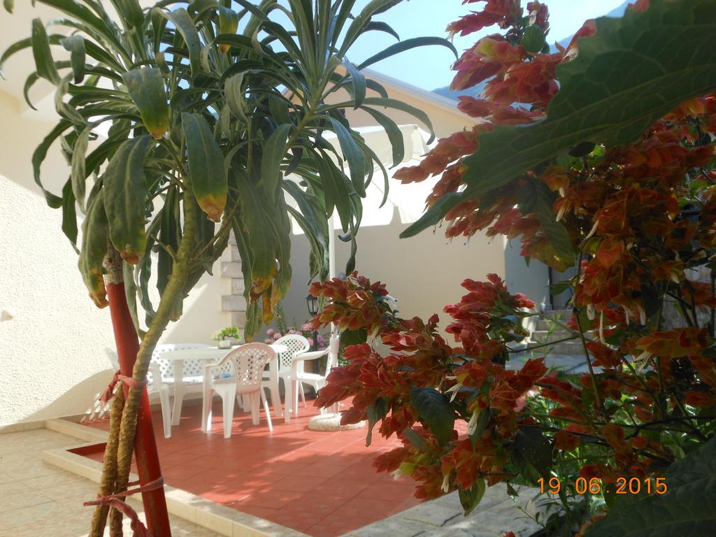 Lorena Rooms Risan Dış mekan fotoğraf