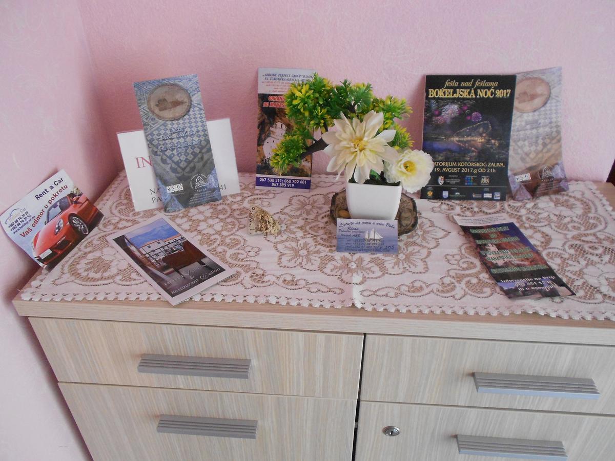 Lorena Rooms Risan Dış mekan fotoğraf