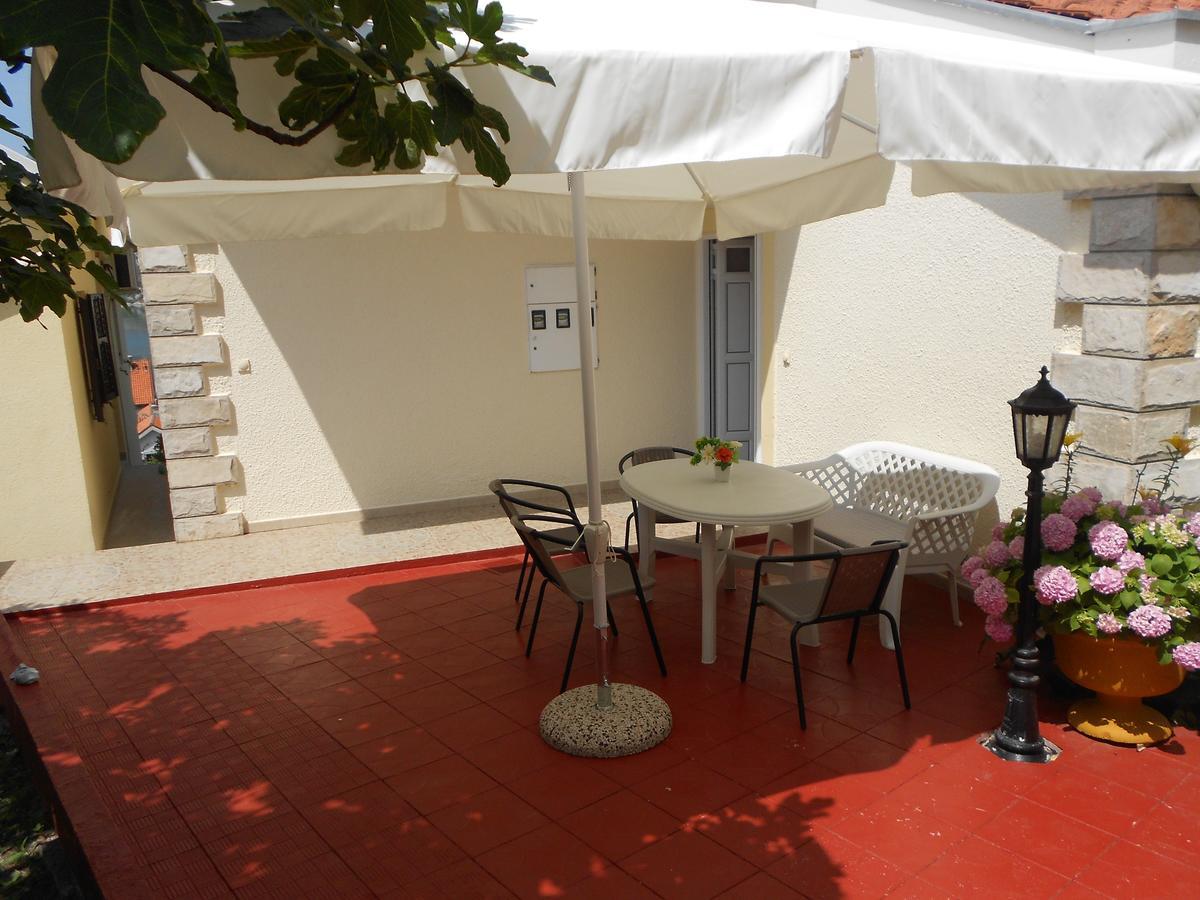 Lorena Rooms Risan Dış mekan fotoğraf